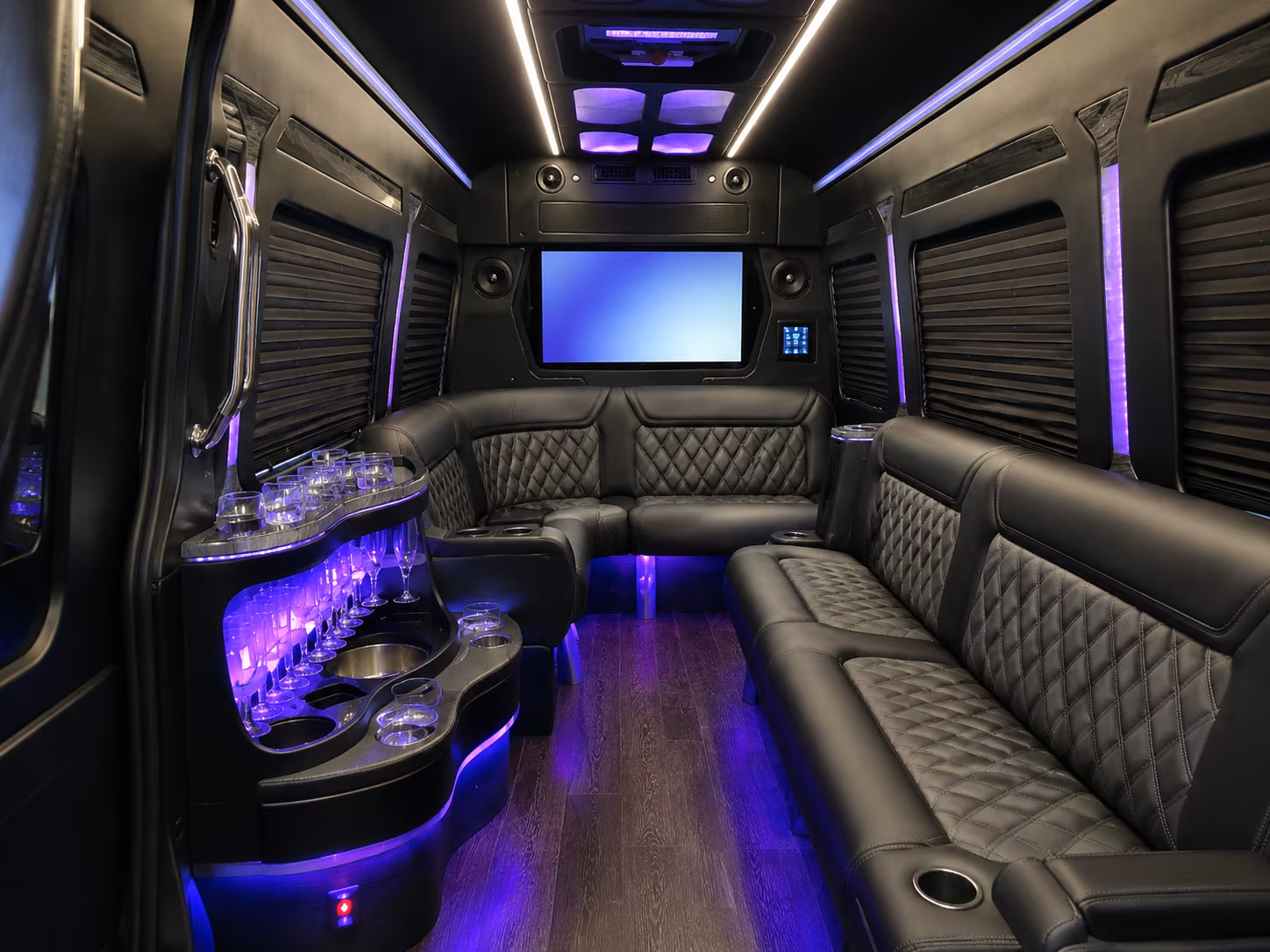 easily book transportation for your next bachelor or bachelorette party 4