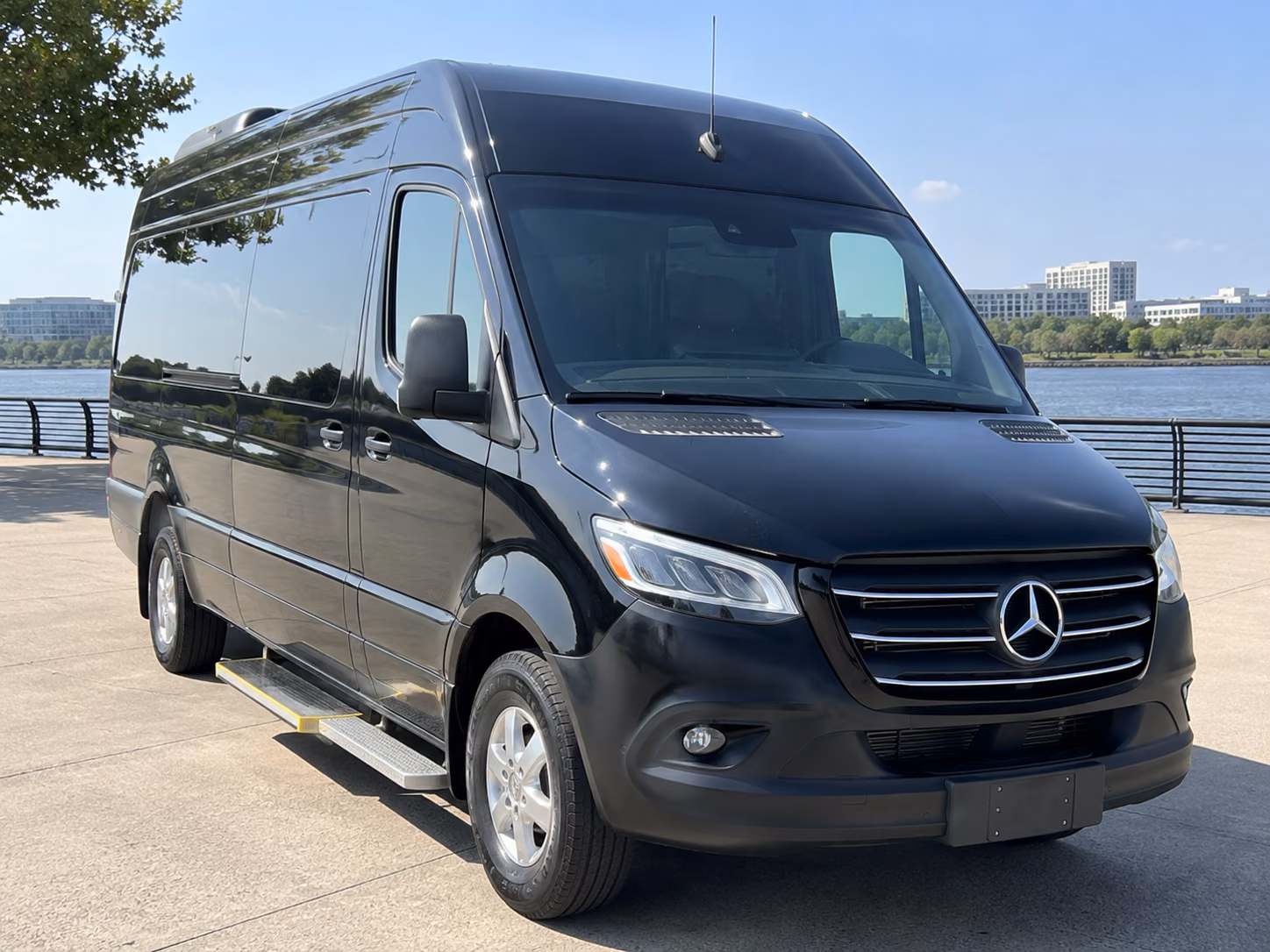 easily book transportation for your next wedding 4